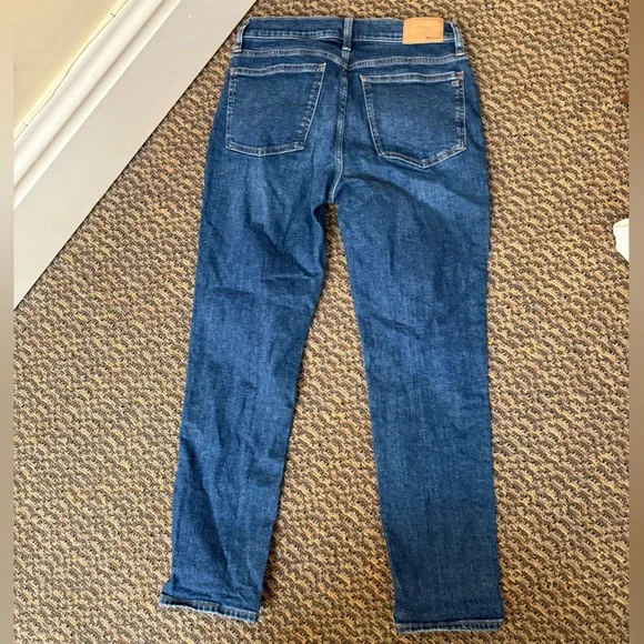 Madewell Women's Straight-Leg Denim Jeans in Medium Blue - Picture 2 of 5